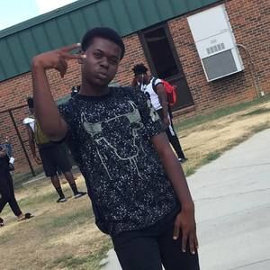 Meet your Posher, Zachares